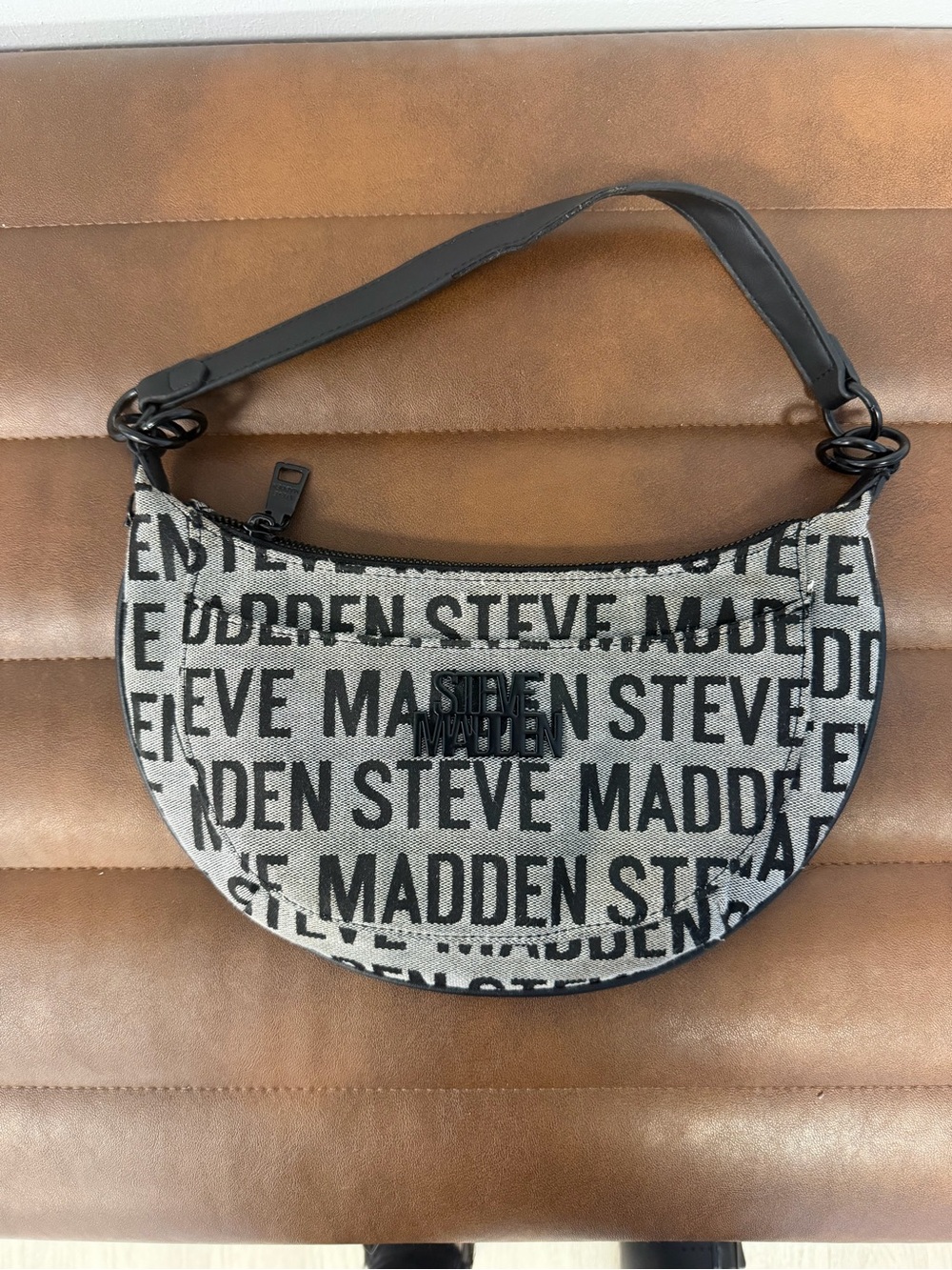 Y2K Steve Madden Black & Gray Logo Half-Moon Shoulder Bag